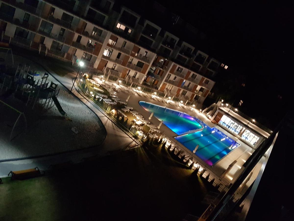 Apartament Z Widokiem, Osiedle Feniks 코워브제크 외부 사진